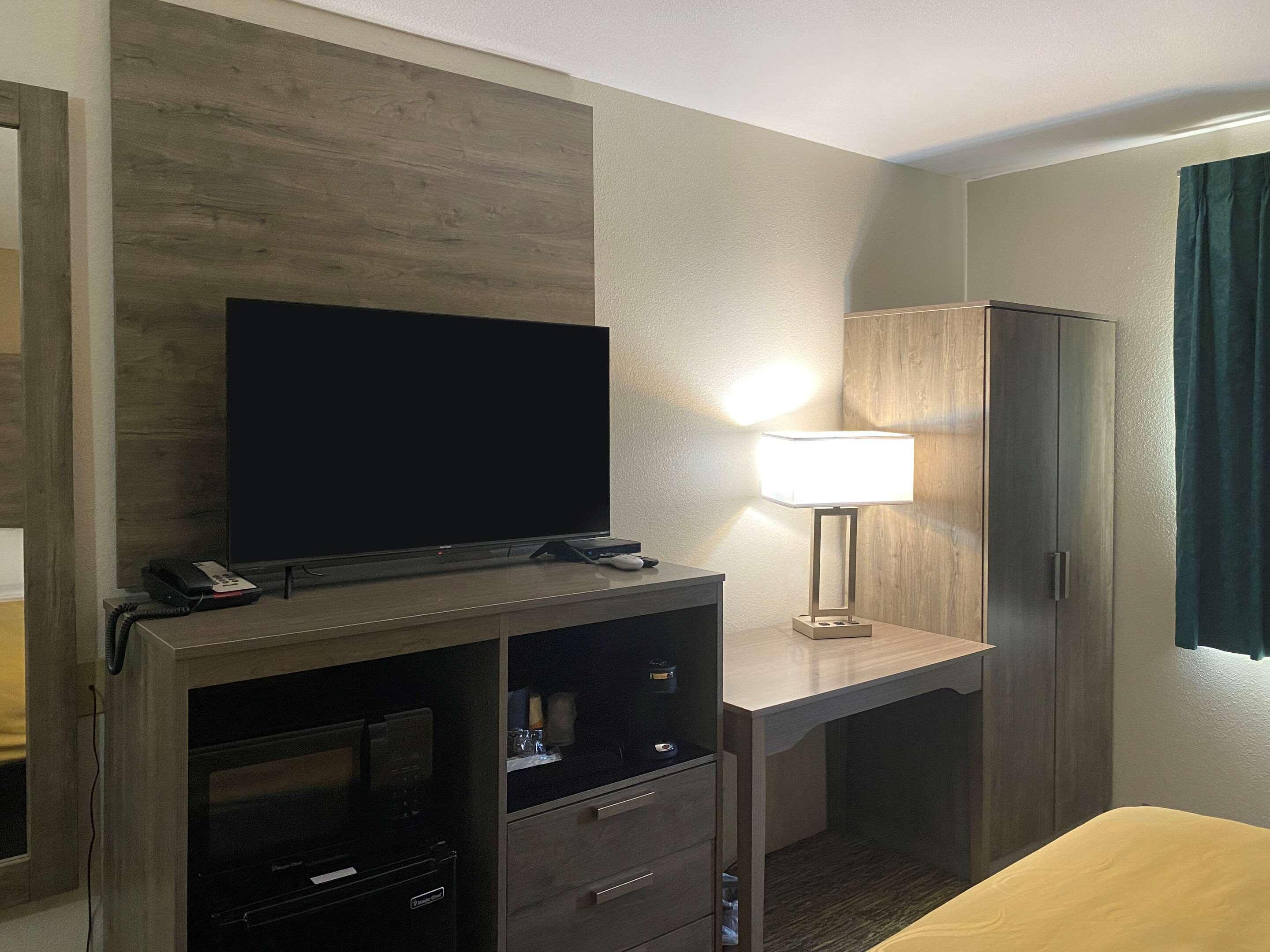 Quality Inn Albuquerque East I-40 Juan Tabo Exit Luaran gambar