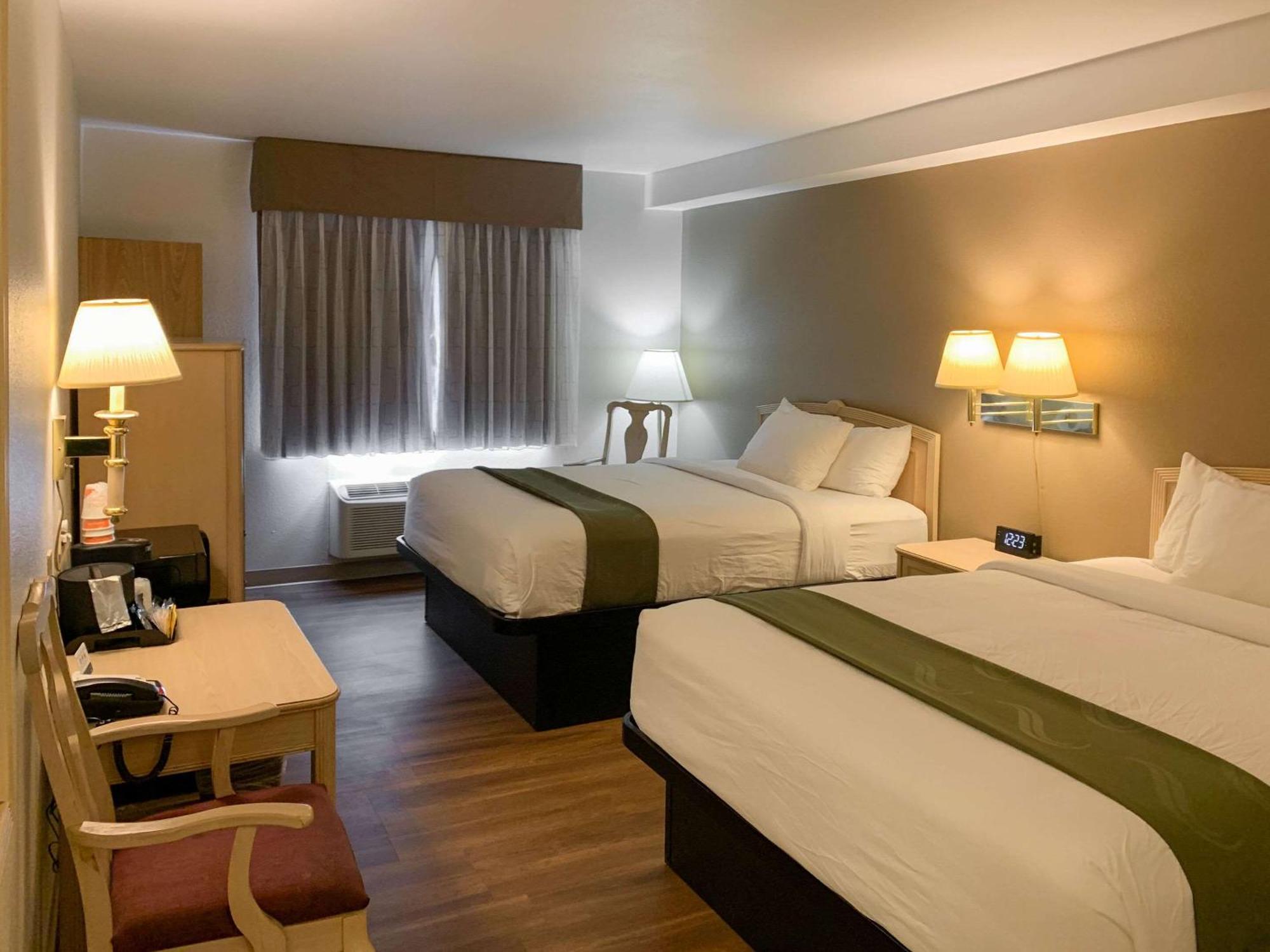 Quality Inn Albuquerque East I-40 Juan Tabo Exit Luaran gambar
