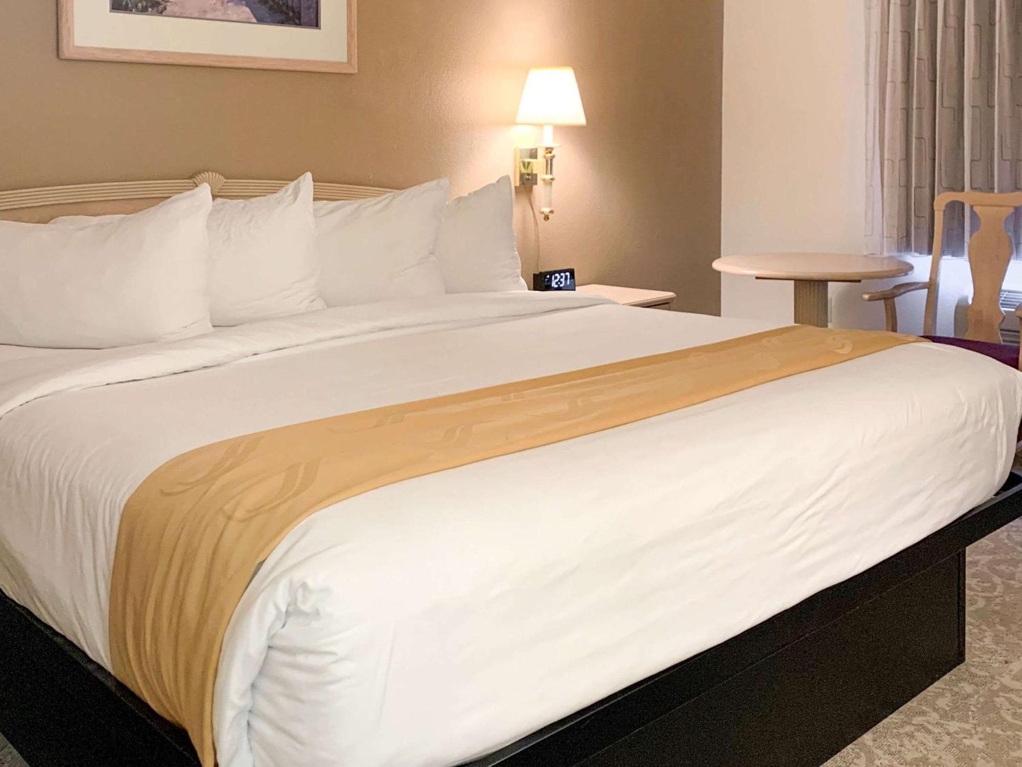 Quality Inn Albuquerque East I-40 Juan Tabo Exit Luaran gambar